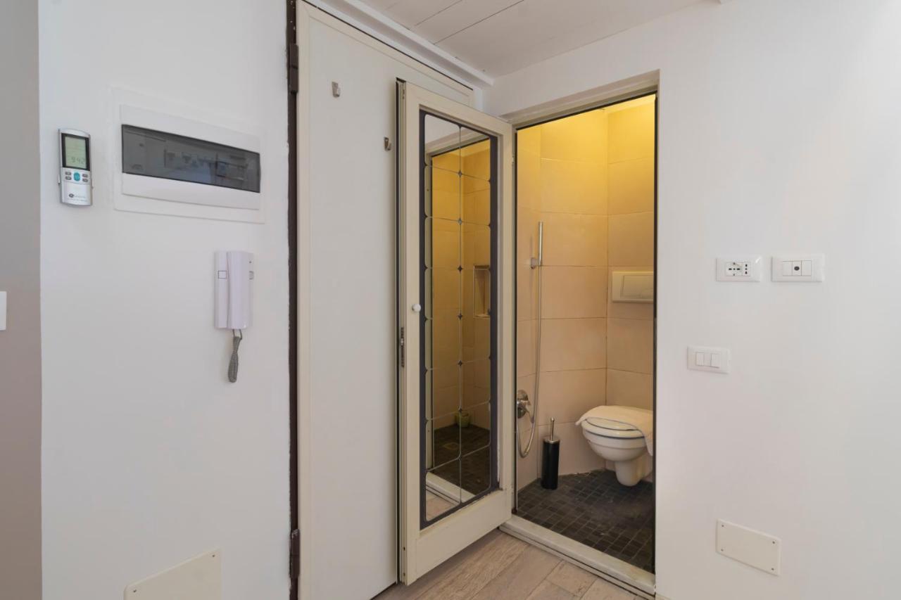 شقة Piccolo Loft Sui Navigli ميلان المظهر الخارجي الصورة